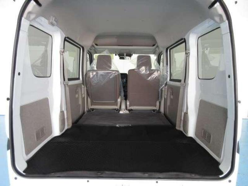 CLIPPER VAN