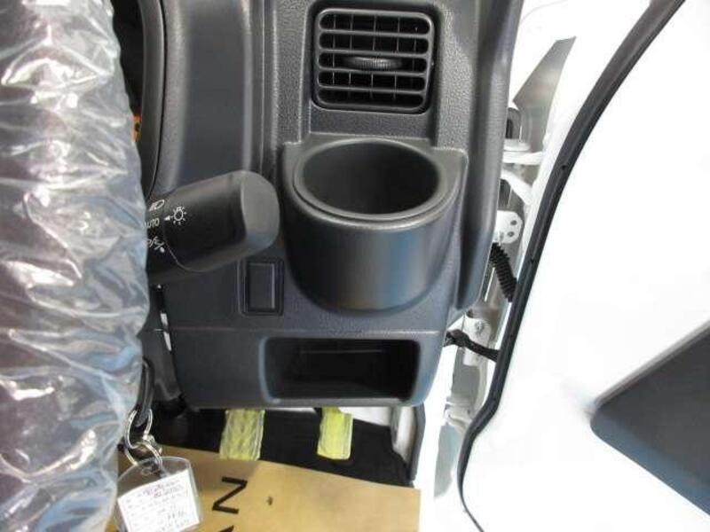 CLIPPER TRUCK