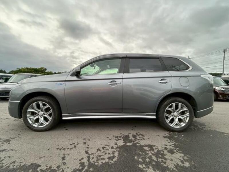 OUTLANDER PHEV
