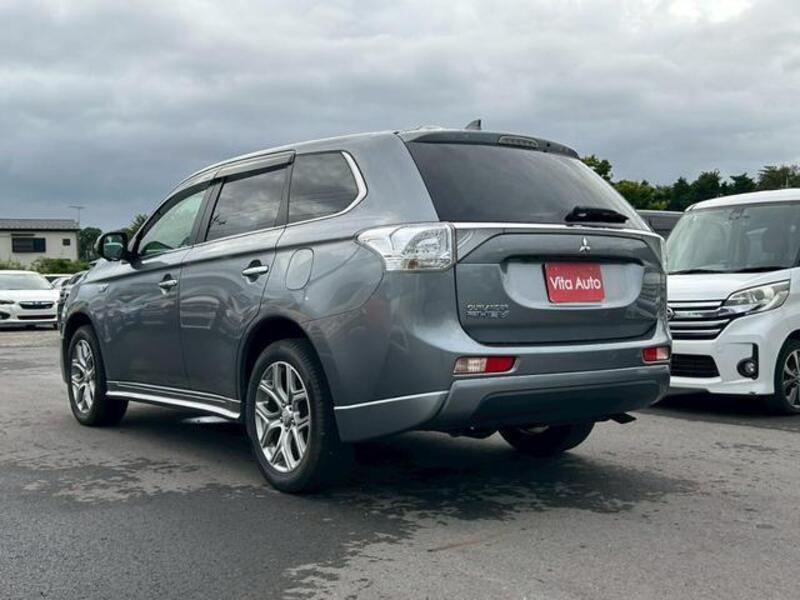 OUTLANDER PHEV