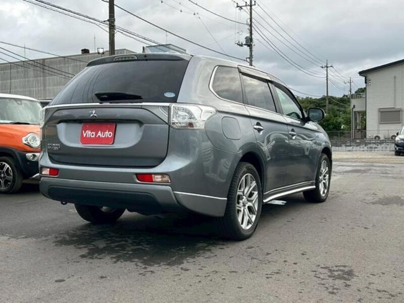 OUTLANDER PHEV
