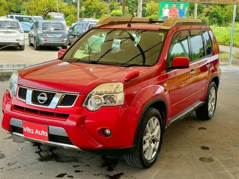 X-TRAIL