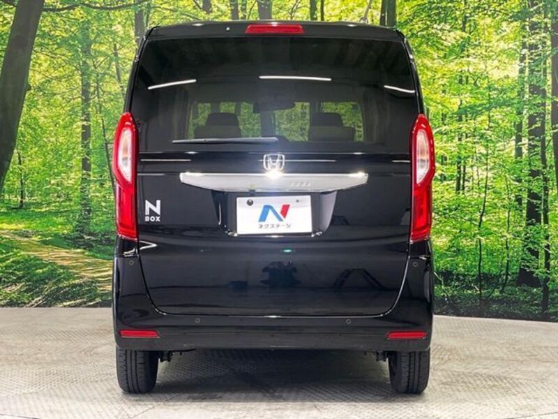 N BOX