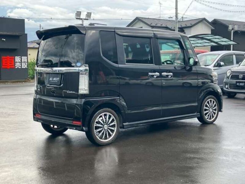 N BOX CUSTOM