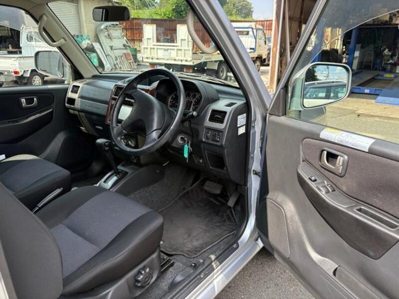 PAJERO MINI