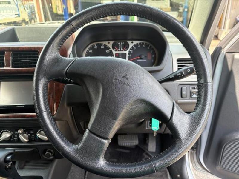 PAJERO MINI