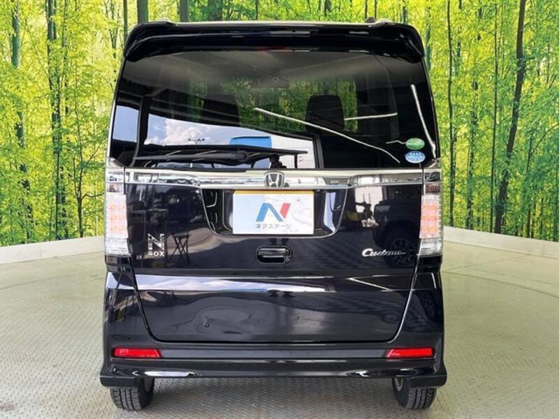 N BOX CUSTOM