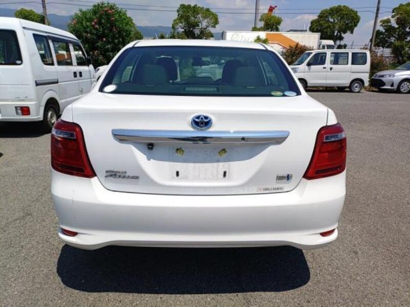 COROLLA AXIO