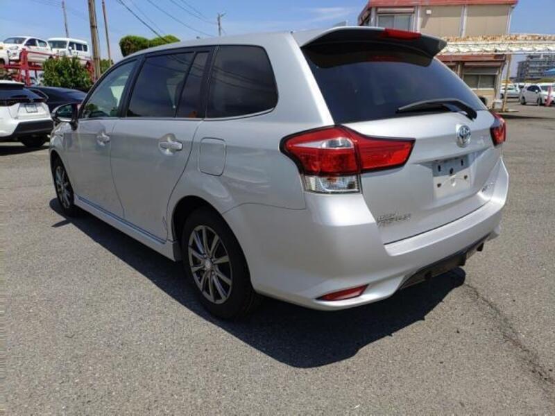 COROLLA FIELDER