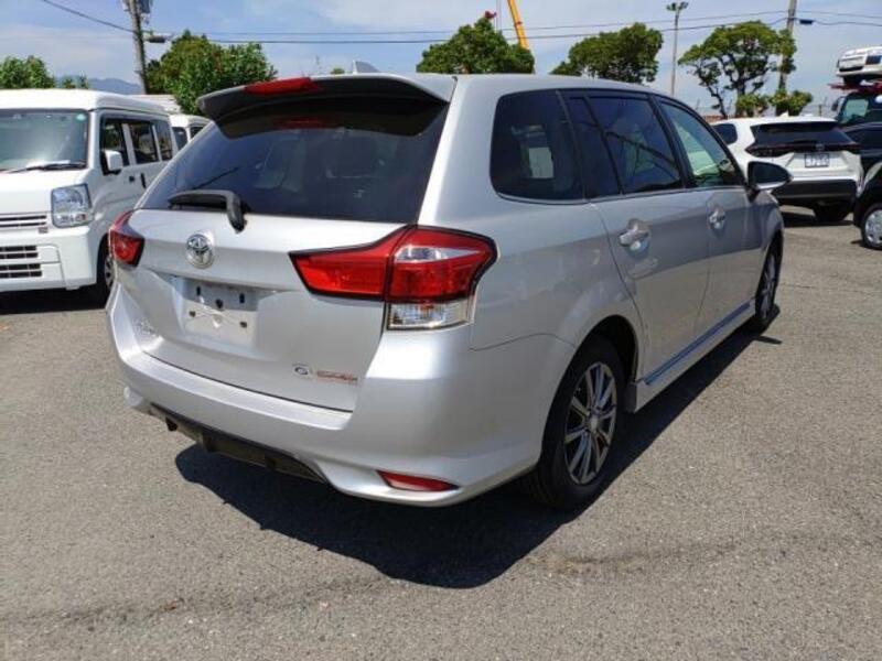 COROLLA FIELDER