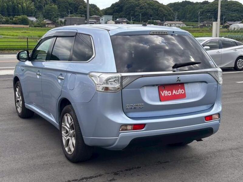 OUTLANDER PHEV