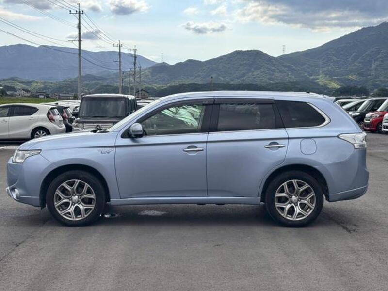 OUTLANDER PHEV