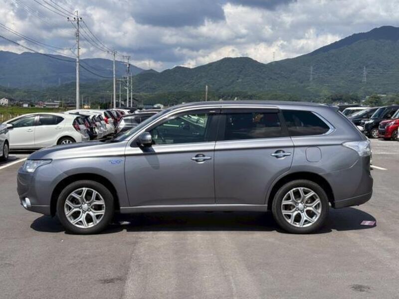 OUTLANDER PHEV