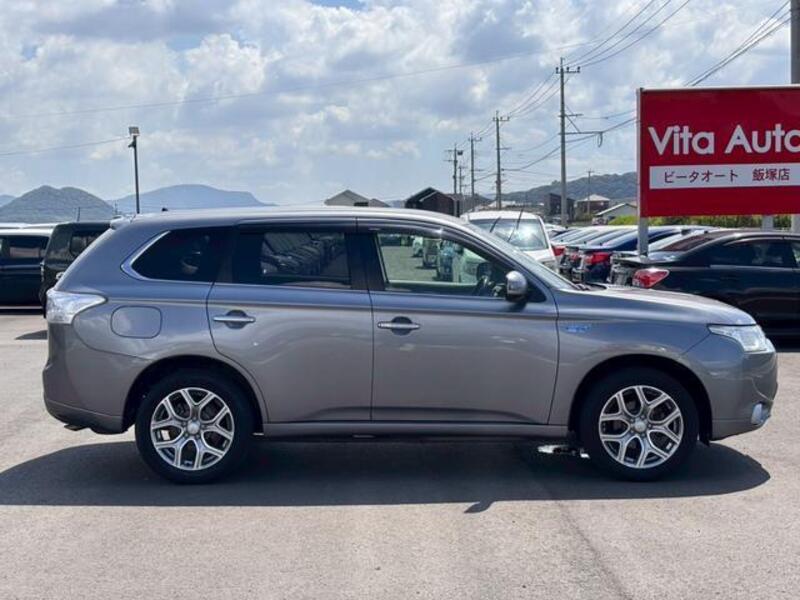 OUTLANDER PHEV
