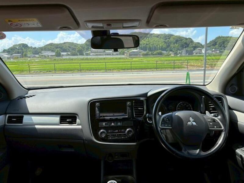 OUTLANDER PHEV