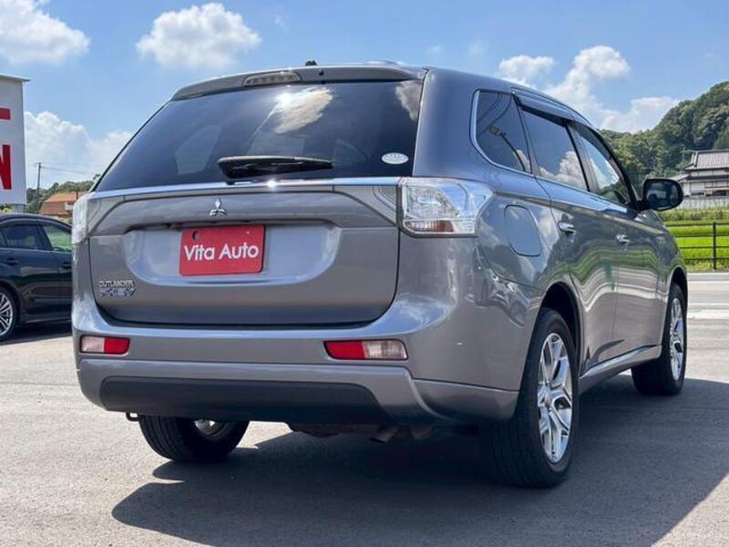 OUTLANDER PHEV