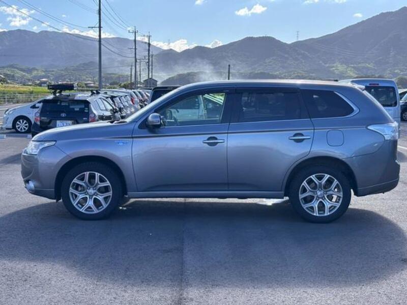 OUTLANDER PHEV