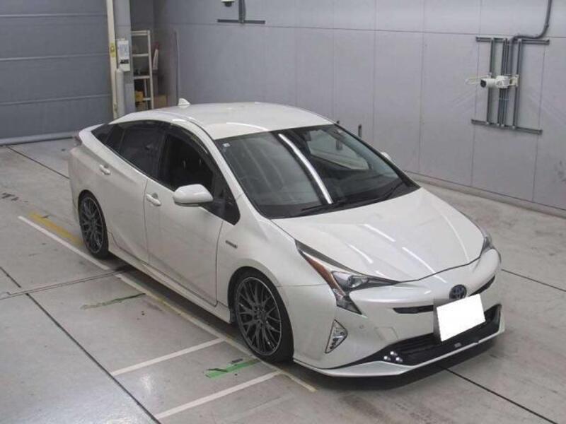 PRIUS-0