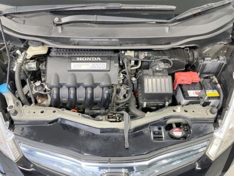 FIT HYBRID