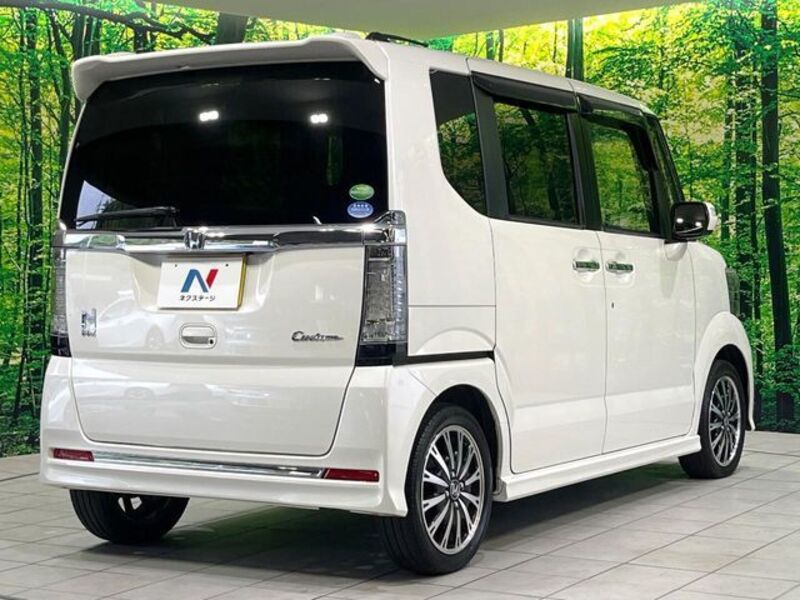 N BOX CUSTOM
