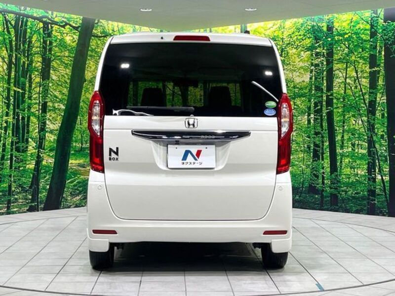 N BOX