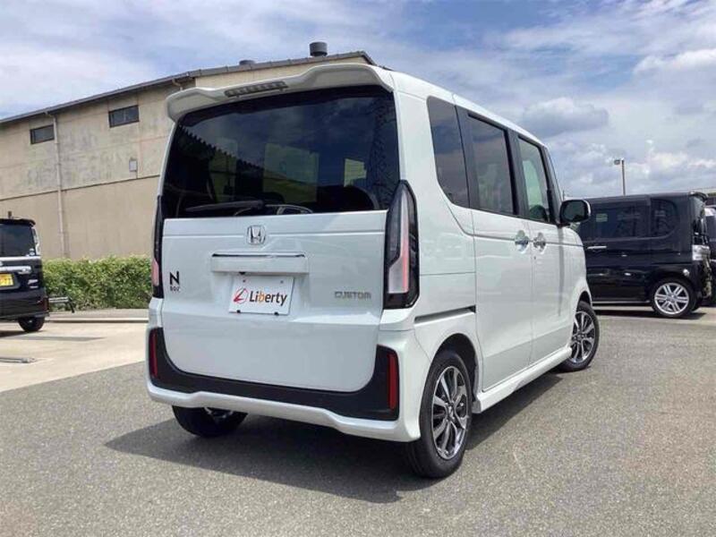 N BOX CUSTOM