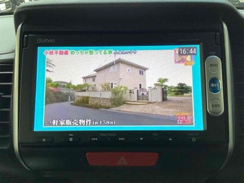 N BOX
