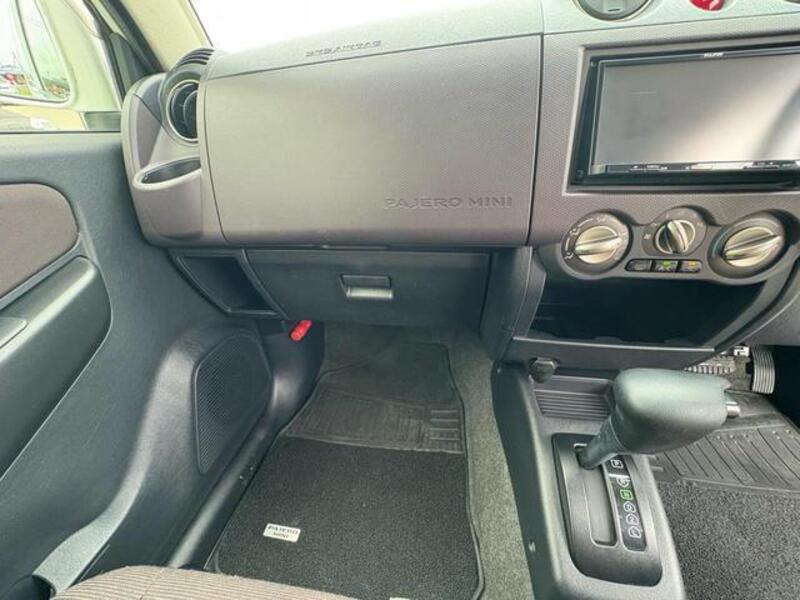 PAJERO MINI