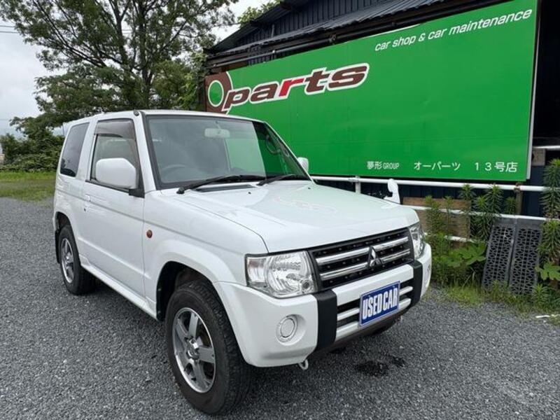MITSUBISHI PAJERO MINI