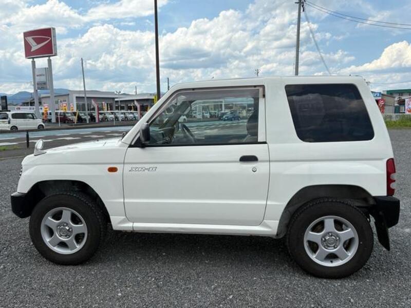PAJERO MINI