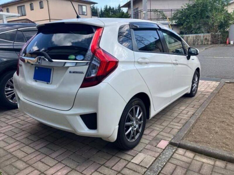 FIT HYBRID