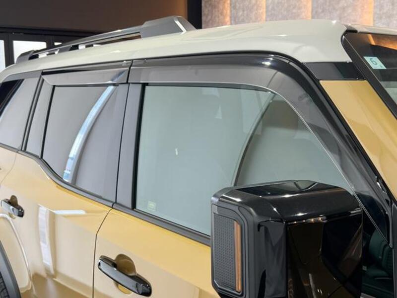 LAND CRUISER 250