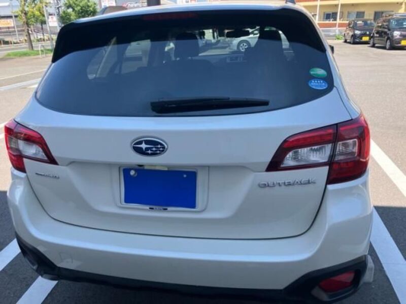 LEGACY OUTBACK