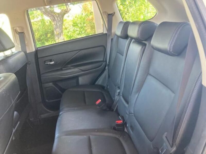 OUTLANDER PHEV