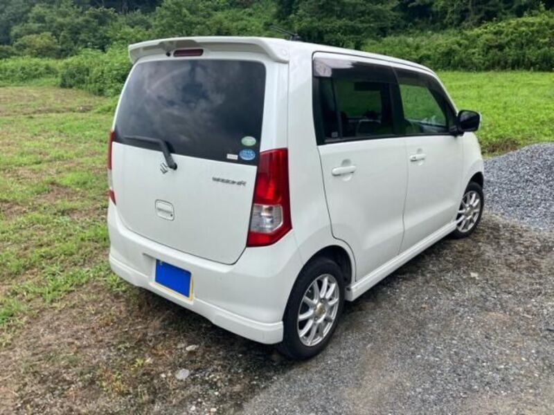 WAGON R