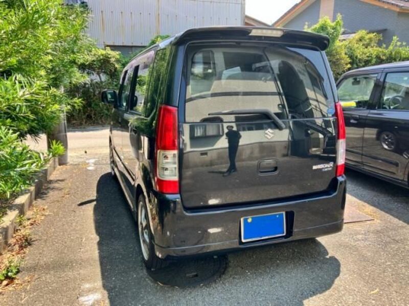 WAGON R