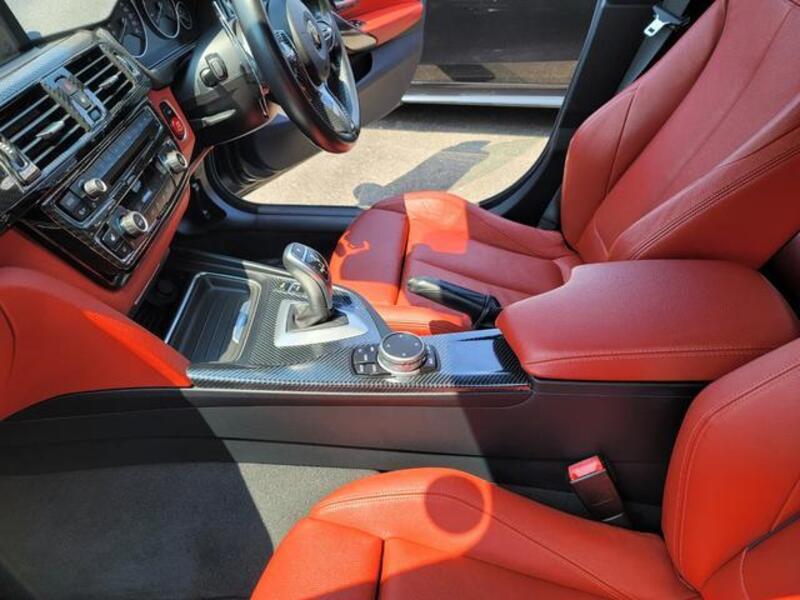 4 SERIES