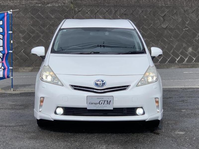 PRIUS ALPHA
