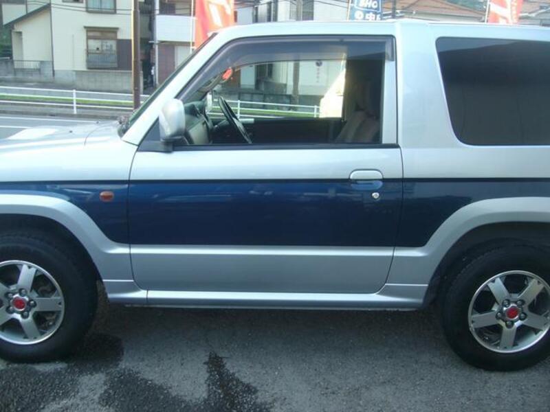 PAJERO MINI