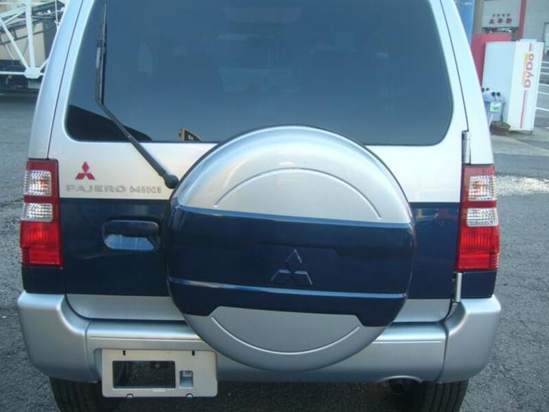 PAJERO MINI