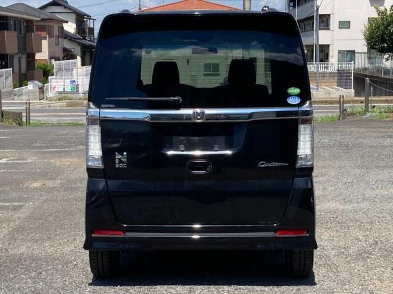 N BOX CUSTOM