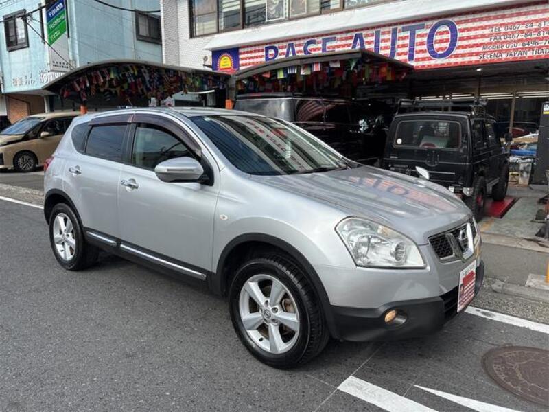 NISSAN DUALIS