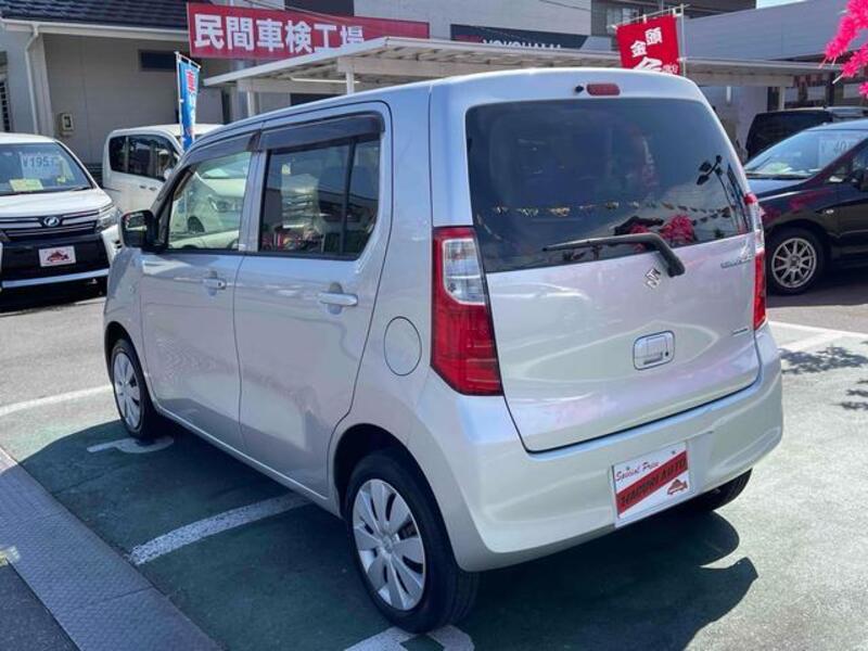 WAGON R