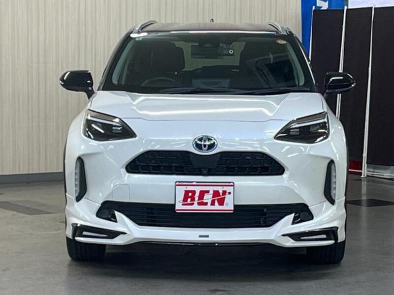 YARIS CROSS