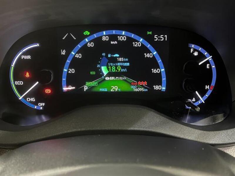 YARIS CROSS