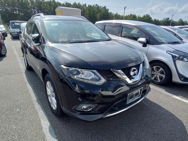 X-TRAIL