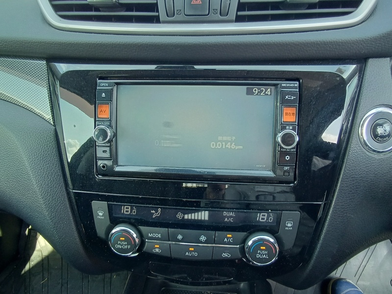 X-TRAIL