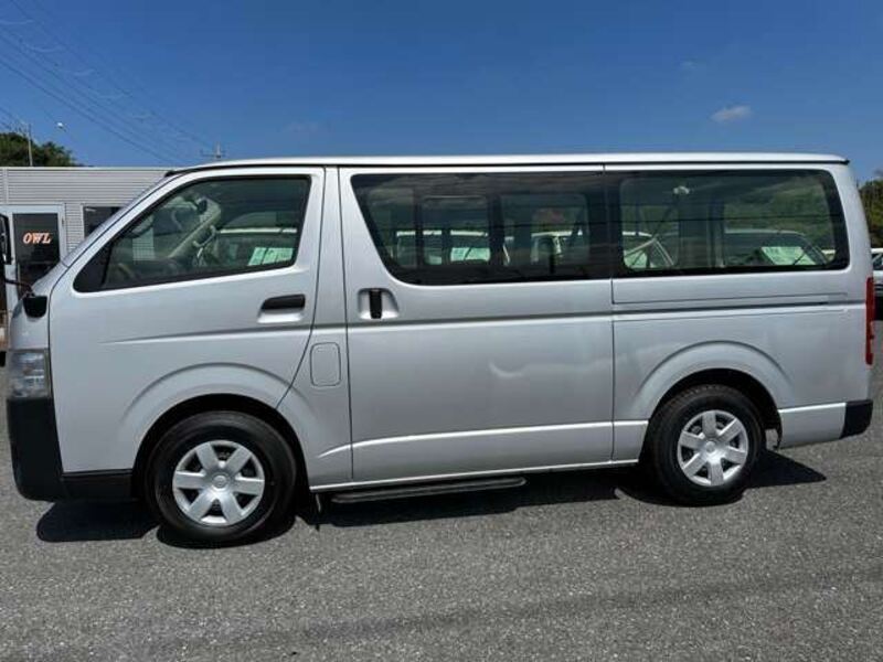 HIACE VAN
