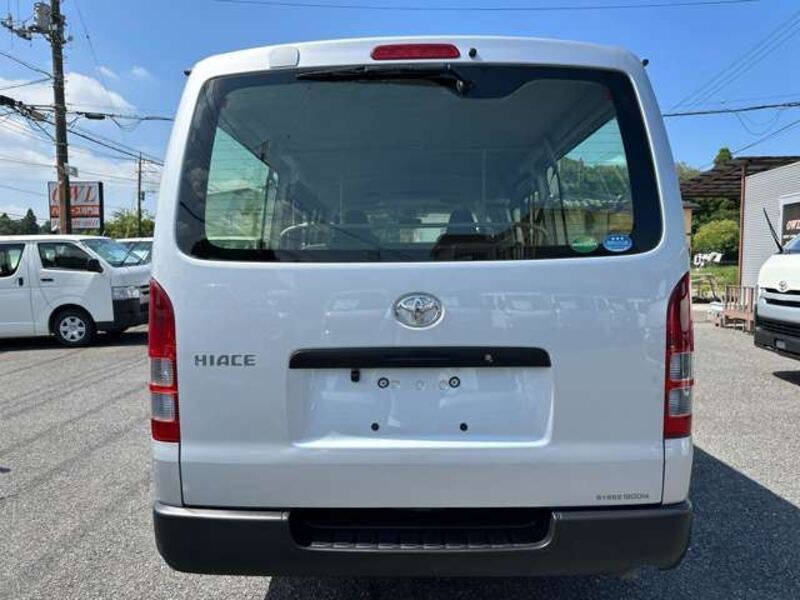 HIACE VAN