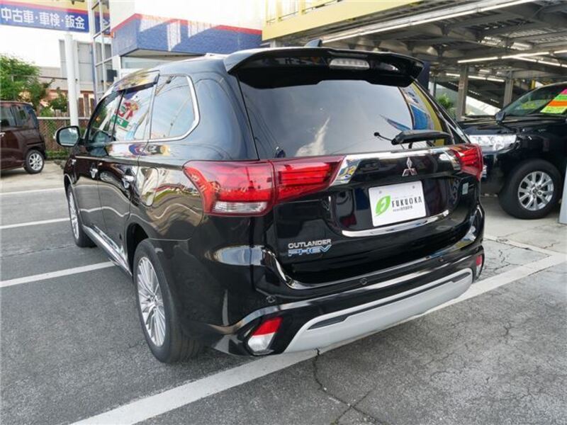 OUTLANDER PHEV